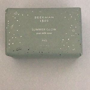 Beekman 1802 Large 9 oz bar SUMMER GLOW soap, brand new, never opened